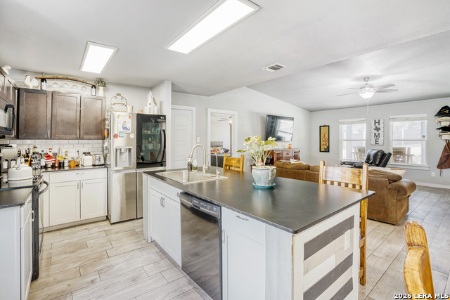 Image 5 of 29 For 1209 Covered Wagon