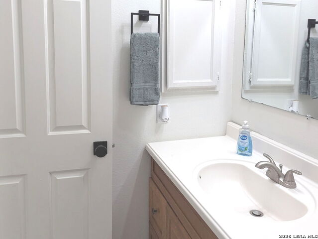 Image 10 of 16 For 4212 Medical  606