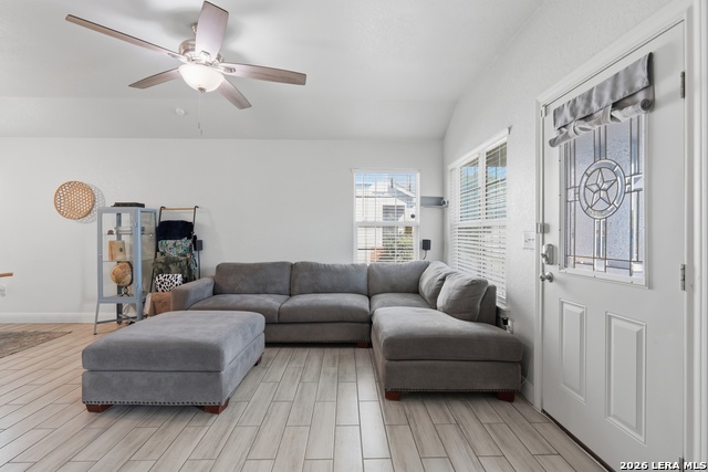 Image 11 of 50 For 5727 Midcrown