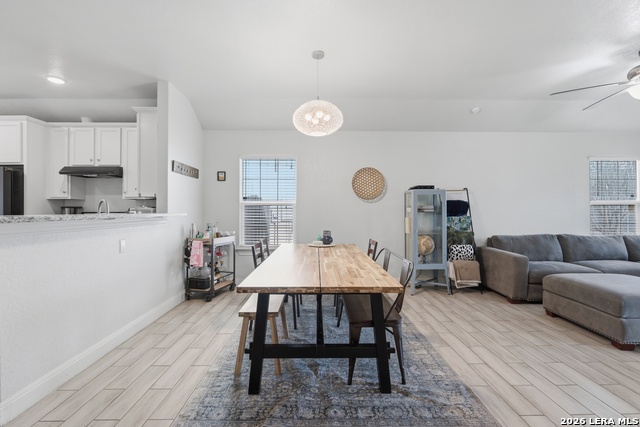 Image 16 of 50 For 5727 Midcrown