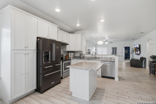 Image 18 of 50 For 5727 Midcrown