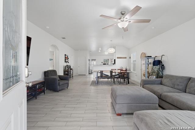 Image 8 of 50 For 5727 Midcrown