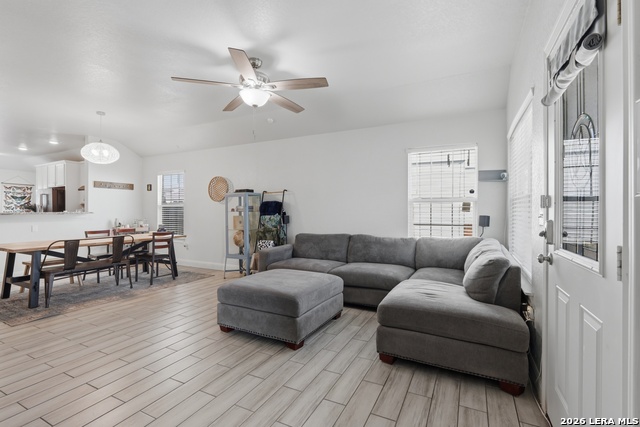 Image 9 of 50 For 5727 Midcrown