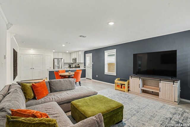 Image 2 of 34 For 1214 Kiskadee