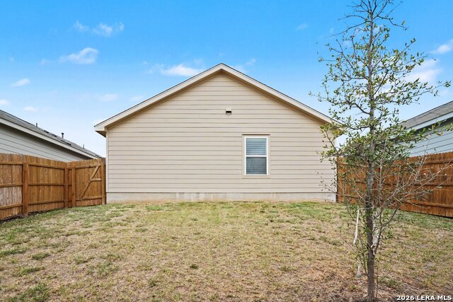 Image 28 of 34 For 1214 Kiskadee