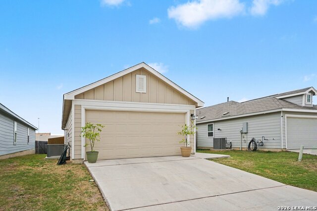Image 33 of 34 For 1214 Kiskadee