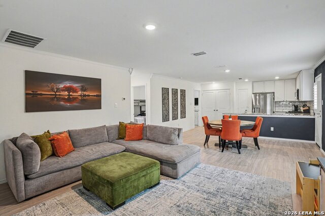 Image 4 of 34 For 1214 Kiskadee