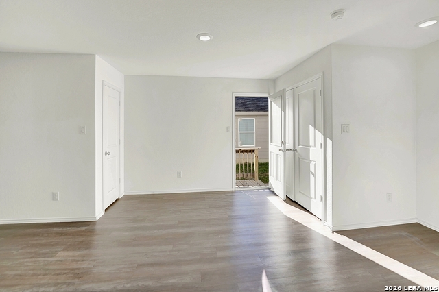 Image 22 of 34 For 7371 Cultivator Way