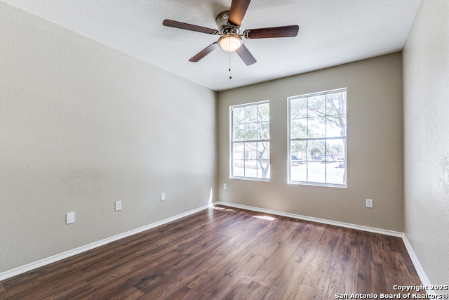 Image 19 of 25 For 8535 Silver Brush