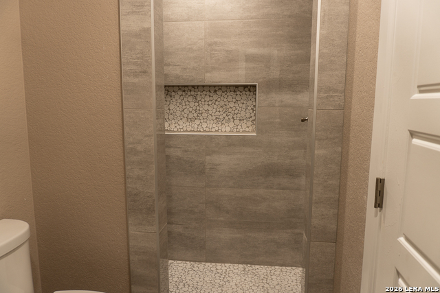 Image 26 of 31 For 4719 Old Coach