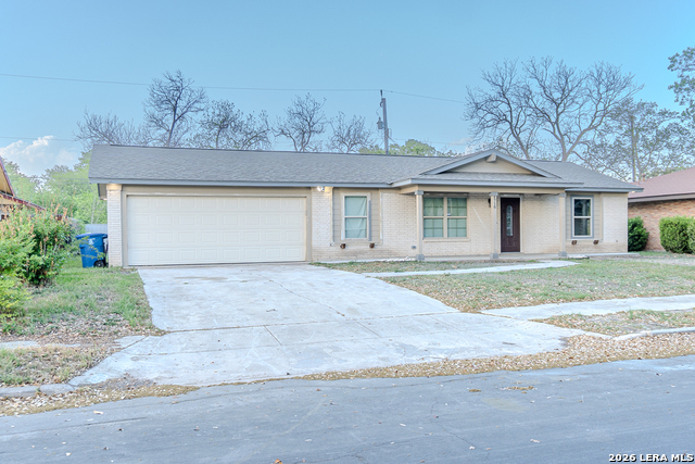 Image 4 of 31 For 4719 Old Coach