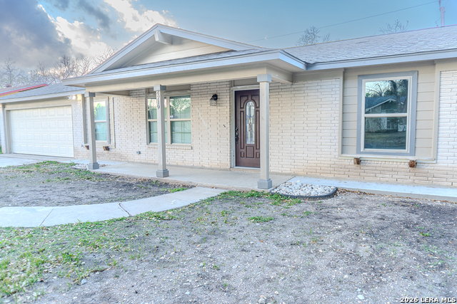 Image 7 of 31 For 4719 Old Coach