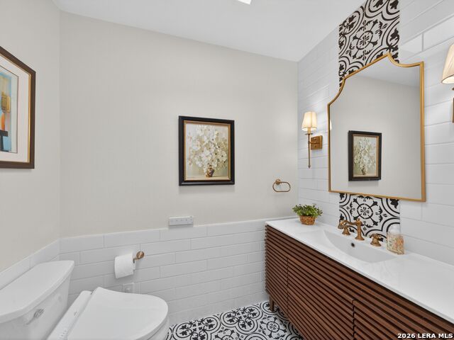 Image 22 of 52 For 7887 New Braunfels Ave N