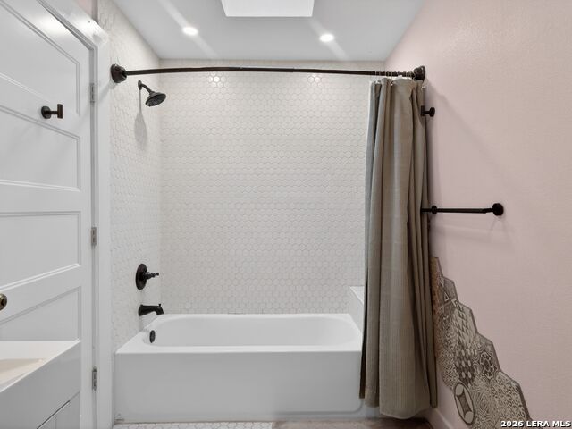 Image 26 of 52 For 7887 New Braunfels Ave N