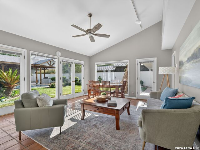 Image 36 of 52 For 7887 New Braunfels Ave N