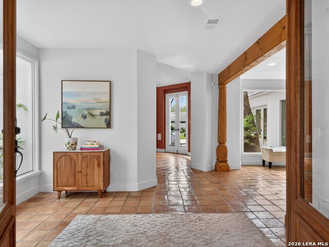 Image 7 of 52 For 7887 New Braunfels Ave N