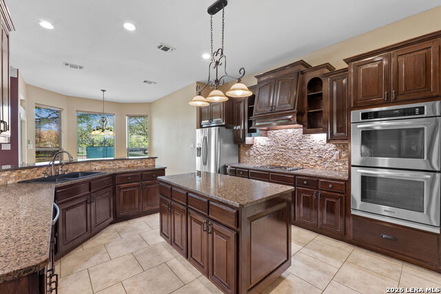 Image 14 of 37 For 30017 Fairway Vista