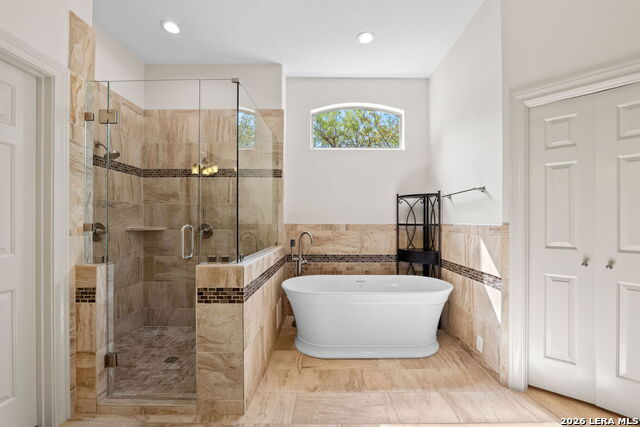 Image 17 of 37 For 30017 Fairway Vista