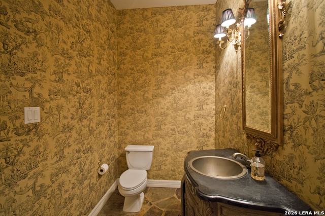 Image 21 of 54 For 17323 Fountain Bluff Dr