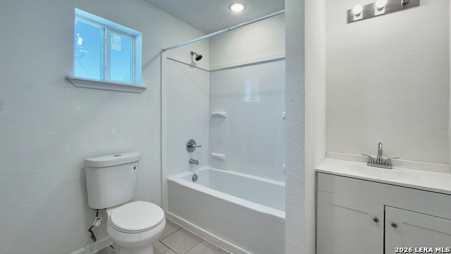 Image 19 of 28 For 3038 Salinas W 101