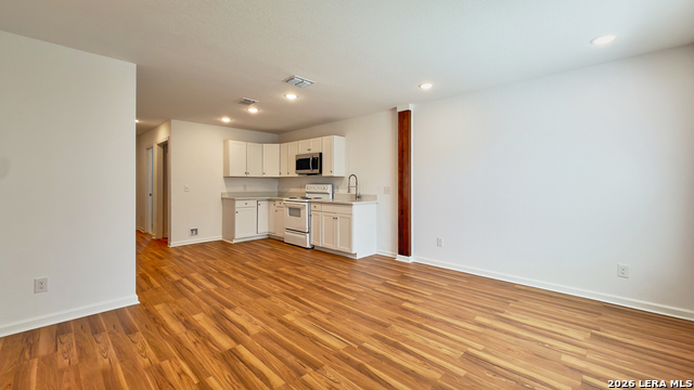 Image 23 of 28 For 3038 Salinas W 101