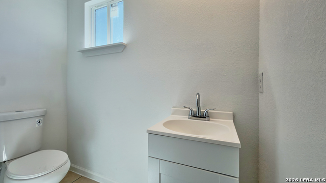 Image 8 of 28 For 3038 Salinas W 101