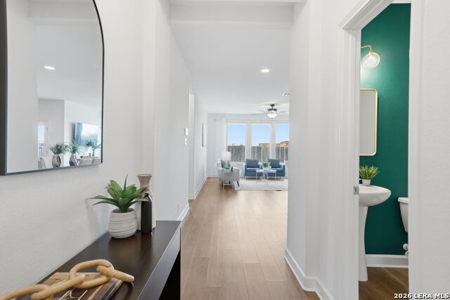 Image 12 of 37 For 7703 Tobbyton