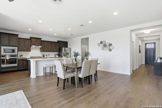 Image 16 of 37 For 7703 Tobbyton