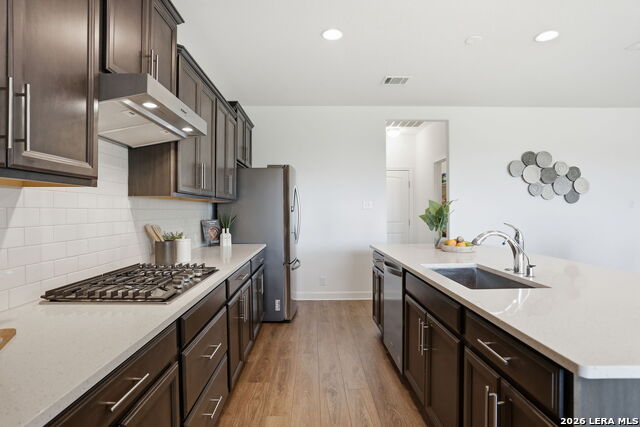 Image 21 of 37 For 7703 Tobbyton