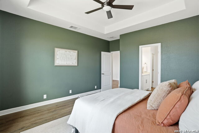 Image 24 of 37 For 7703 Tobbyton