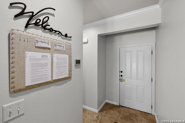 Image 15 of 32 For 1247 Gruene Rd  302