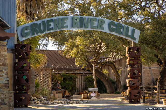 Image 32 of 32 For 1247 Gruene Rd  302