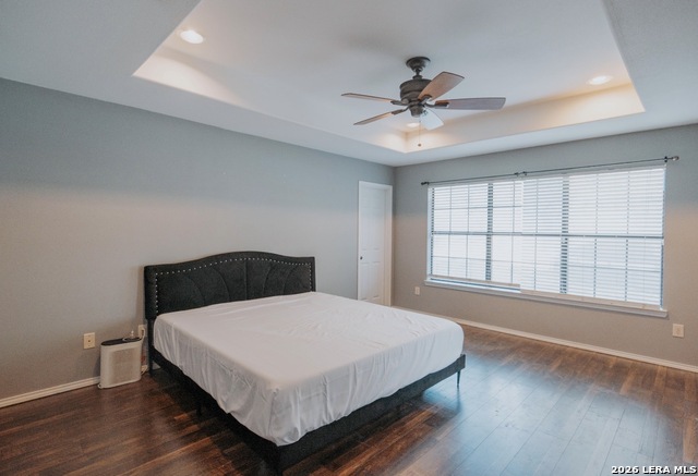 Image 14 of 25 For 306 Yorktown