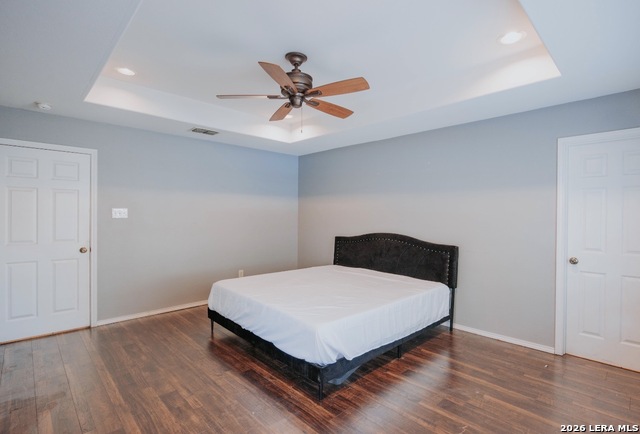 Image 15 of 25 For 306 Yorktown