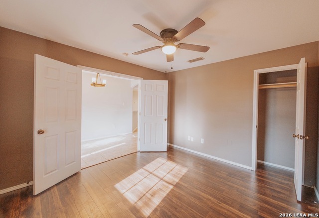 Image 17 of 25 For 306 Yorktown