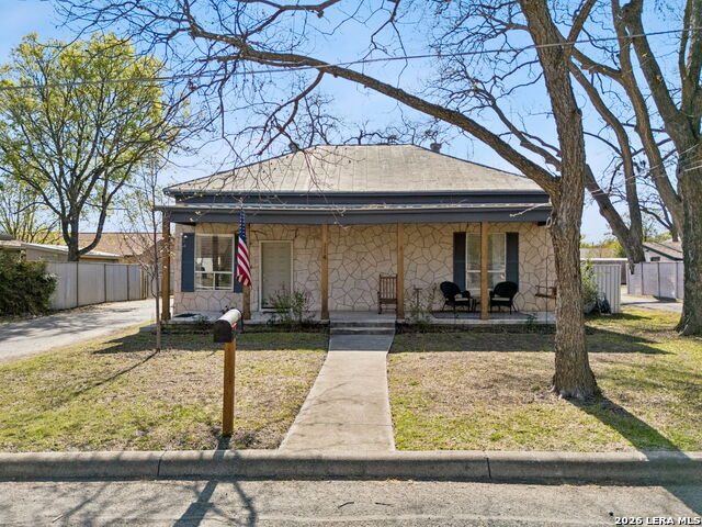 Image 13 of 50 For 114 Turner  