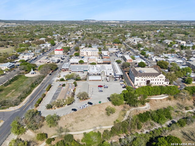 Image 19 of 50 For 114 Turner  