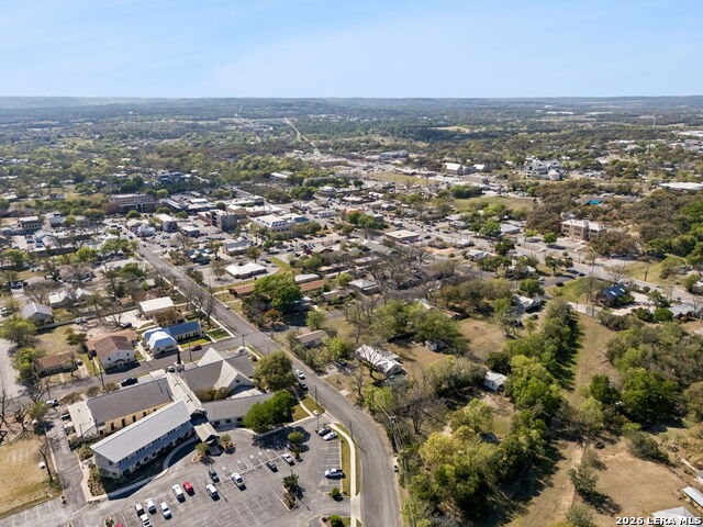 Image 2 of 50 For 114 Turner  