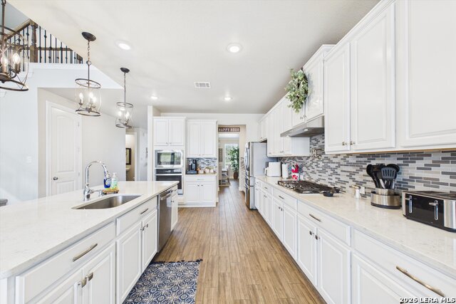 Image 10 of 37 For 8908 Chilmark Path