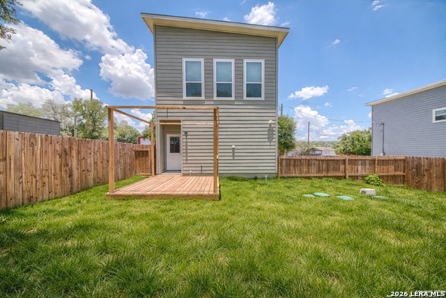 Image 18 of 19 For 2066 Dry Creek