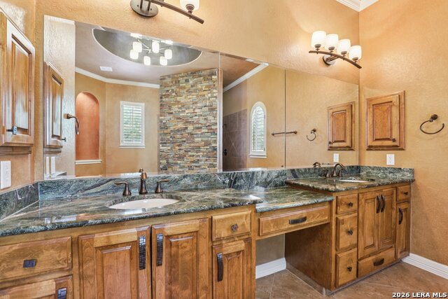 Image 35 of 62 For 315 Santa Domingo