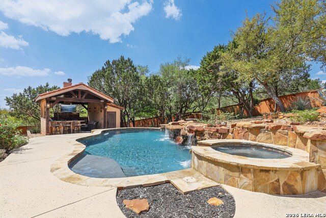 Image 51 of 62 For 315 Santa Domingo