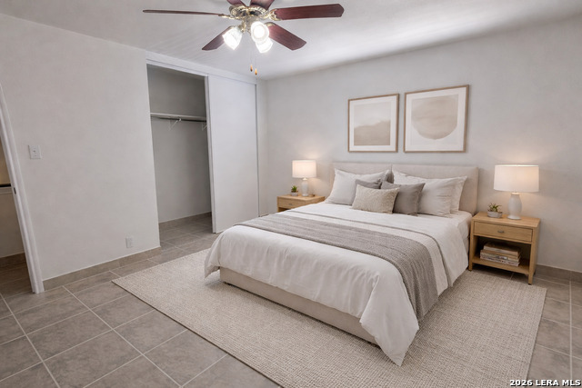 Image 13 of 19 For 8906 Kenton Briar