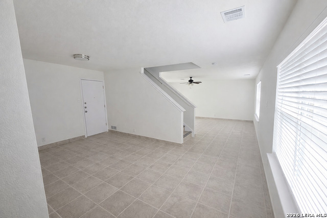 Image 3 of 19 For 8906 Kenton Briar