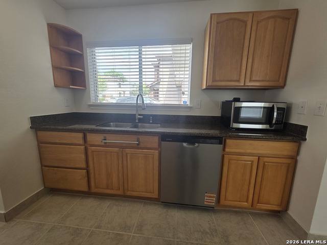 Image 6 of 19 For 8906 Kenton Briar