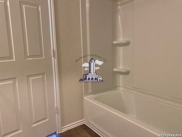 Image 9 of 17 For 6231 Windy Green