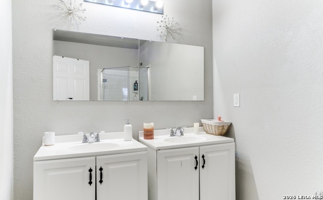 Image 15 of 24 For 5111 Gray Buffalo