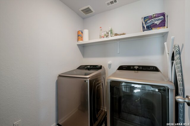 Image 23 of 29 For 11511 Laurel Sky