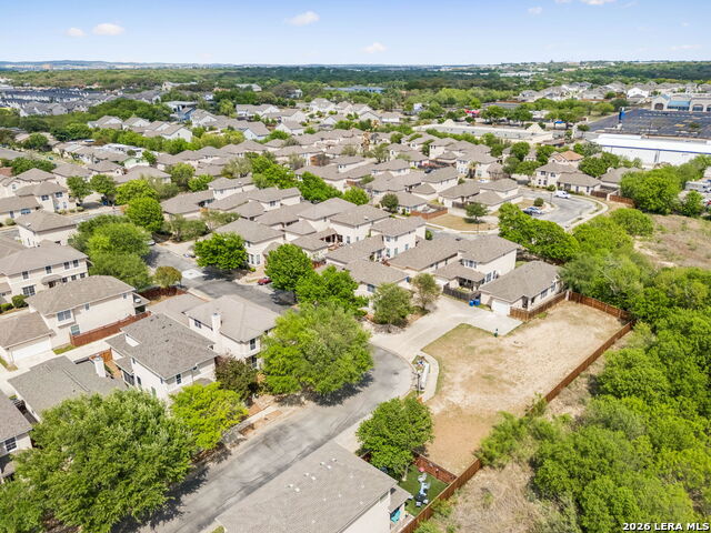 Image 29 of 33 For 10910 Toscana Sands