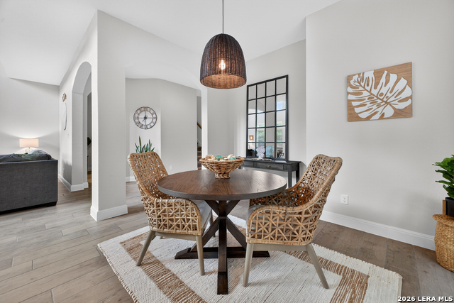 Image 12 of 34 For 5850 Sweetwater